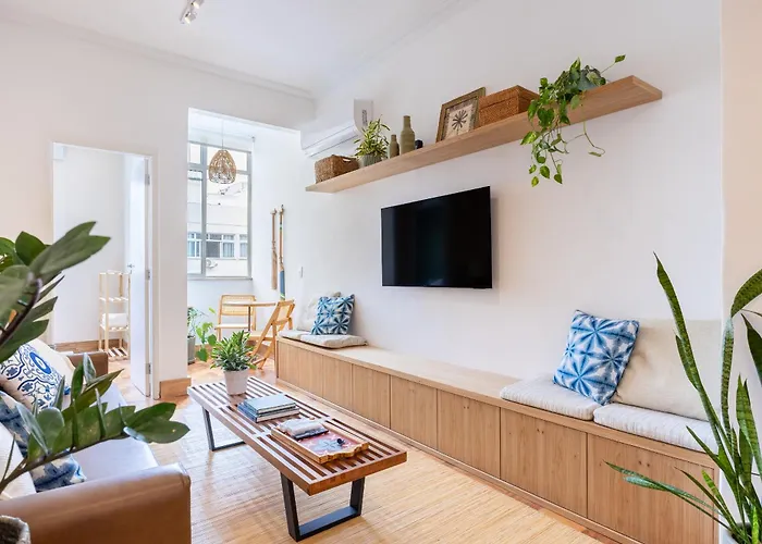 Apartment In Leme 2 Min From The Beach Rio de Janeiro